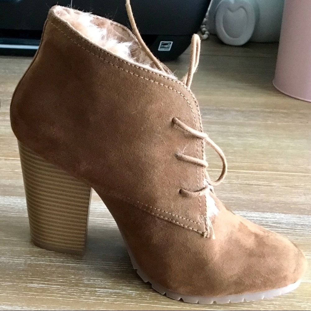 BEAUTIFUL TAN SUEDE SHOES WITH FAUX FUR INSIDE SZ9 - Picture 4 of 8